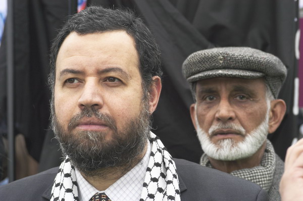 Picture &copy; Peter Marshall, 2004