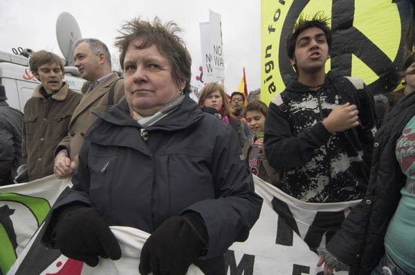 Picture &copy; Peter Marshall, 2004