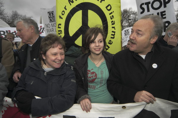 Picture &copy; Peter Marshall, 2004