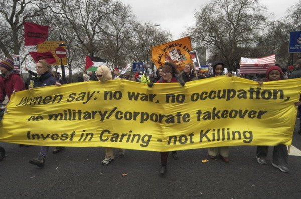 Picture &copy; Peter Marshall, 2004