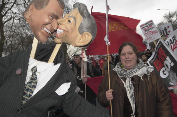 Picture &copy; Peter Marshall, 2004