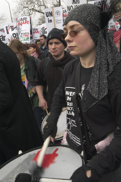 Picture &copy; Peter Marshall, 2004