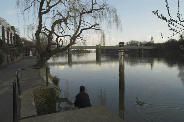 Picture &copy; Peter Marshall, 2004