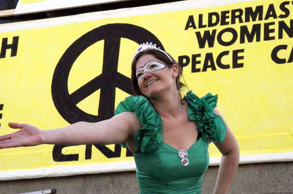 Picture &copy; Peter Marshall, 2004