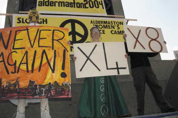 Picture &copy; Peter Marshall, 2004