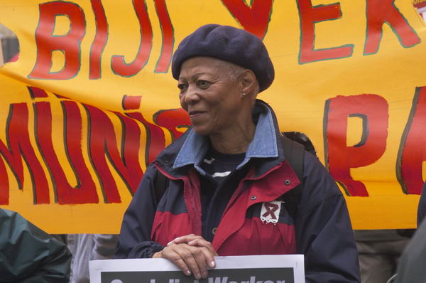 Picture &copy; Peter Marshall, 2004