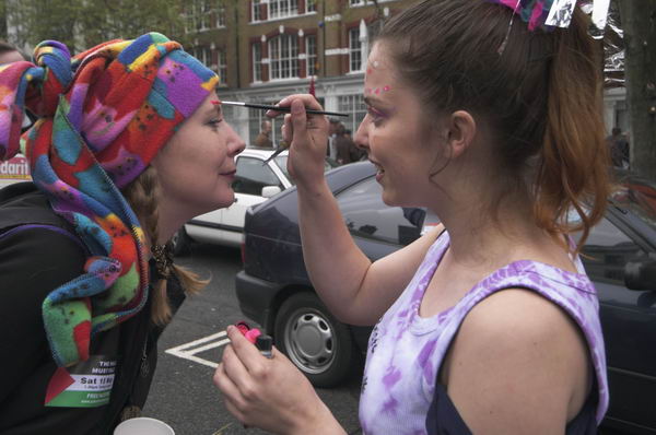 Picture &copy; Peter Marshall, 2004