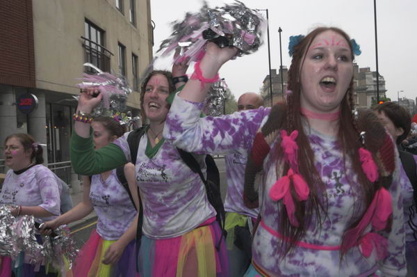 Picture &copy; Peter Marshall, 2004