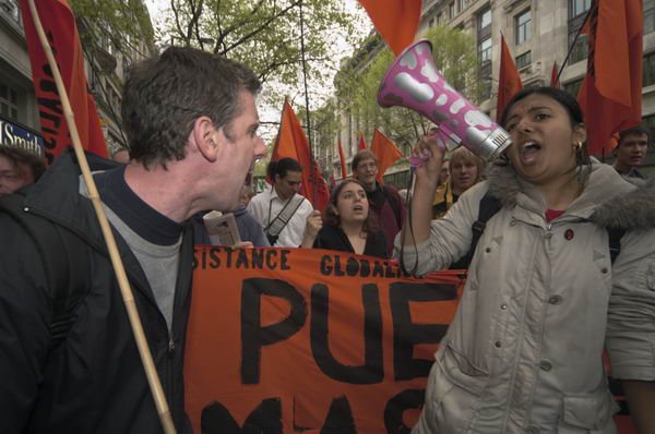 Picture &copy; Peter Marshall, 2004