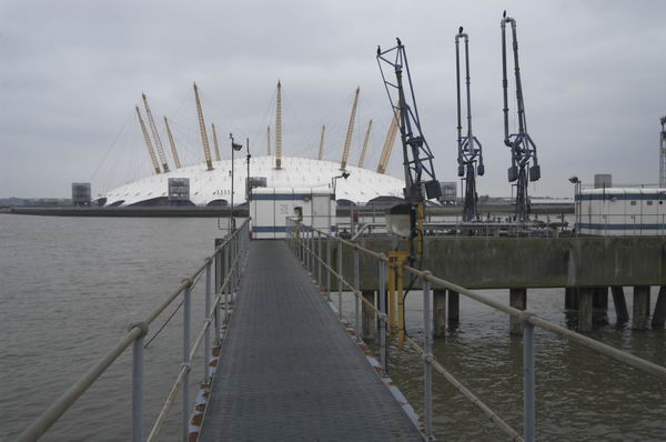 Picture &copy; Peter Marshall, 2004