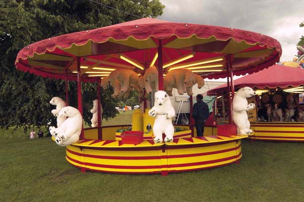 Picture &copy; Peter Marshall, 2004