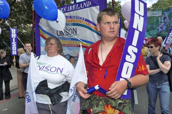 Picture &copy; Peter Marshall, 2004