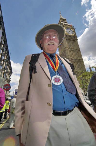 Picture &copy; Peter Marshall, 2004