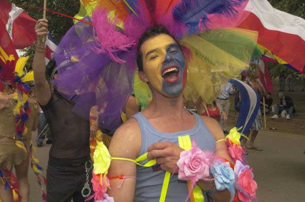 Picture &copy; Peter Marshall, 2004