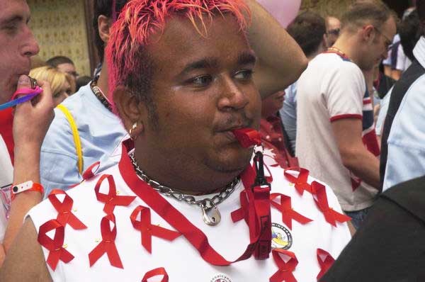 Picture &copy; Peter Marshall, 2004