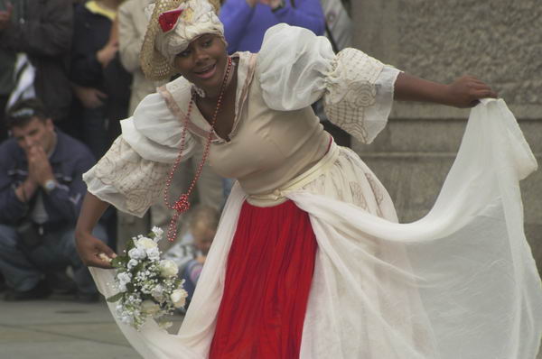 Picture &copy; Peter Marshall, 2004