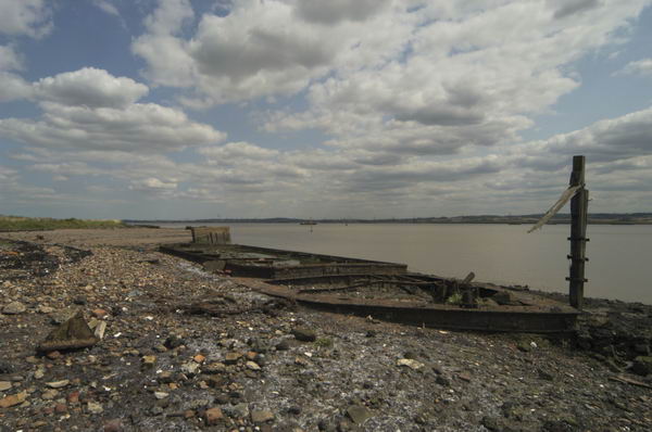 Picture &copy; Peter Marshall, 2004