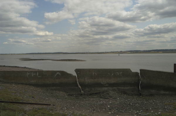 Picture &copy; Peter Marshall, 2004