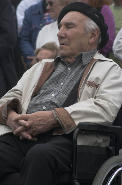 Picture &copy; Peter Marshall, 2004