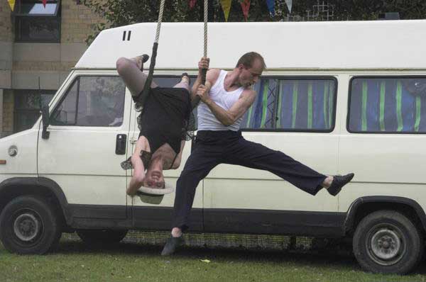 Picture &copy; Peter Marshall, 2004