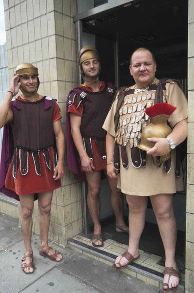 Picture &copy; Peter Marshall, 2004