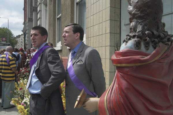 Picture &copy; Peter Marshall, 2004