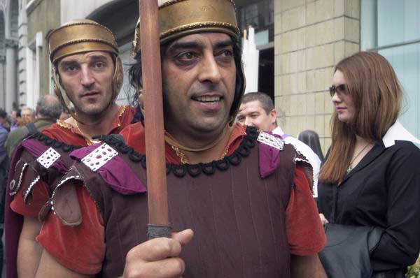 Picture &copy; Peter Marshall, 2004