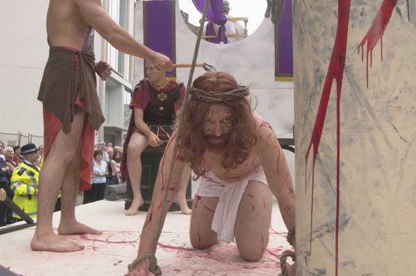 Picture &copy; Peter Marshall, 2004