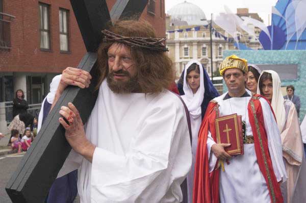 Picture &copy; Peter Marshall, 2004