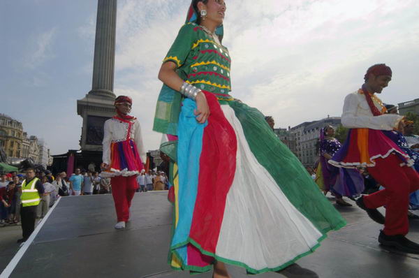 Picture &copy; Peter Marshall, 2004