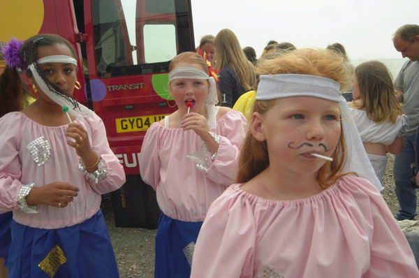 Picture &copy; Peter Marshall, 2004