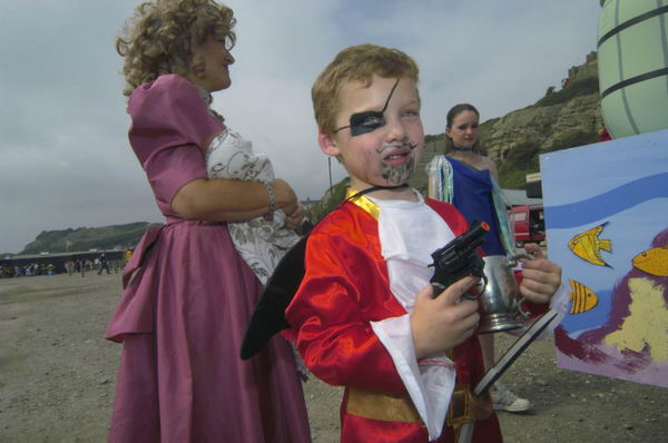 Picture &copy; Peter Marshall, 2004