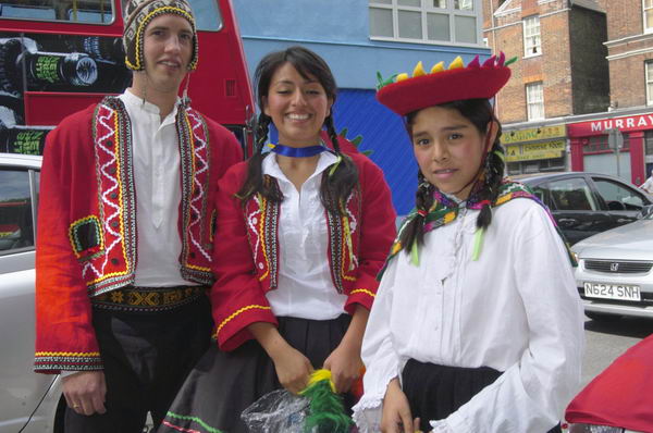 Picture &copy; Peter Marshall, 2004