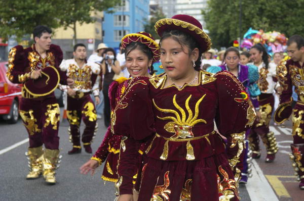 Picture &copy; Peter Marshall, 2004