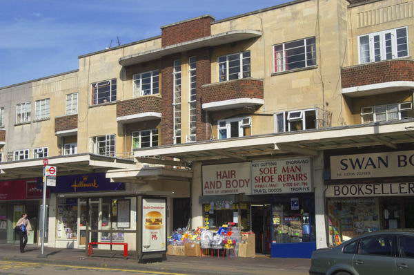 Picture &copy; Peter Marshall, 2004