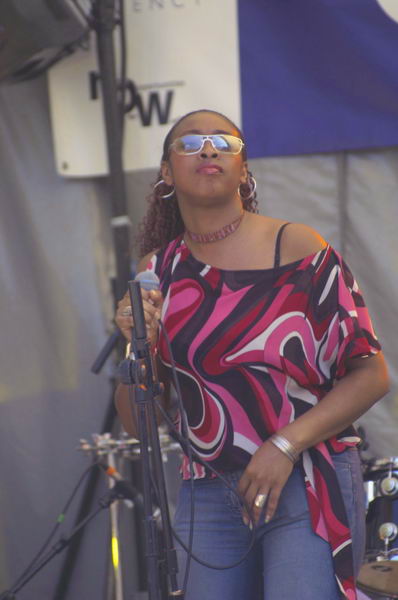 Picture &copy; Peter Marshall, 2004