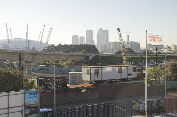 &copy; 2005, Peter Marshall. See caption