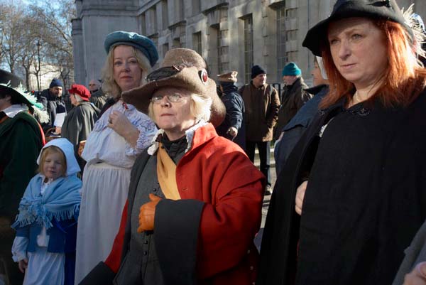 &copy; 2006, Peter Marshall: Kings Army Whitehall Parade