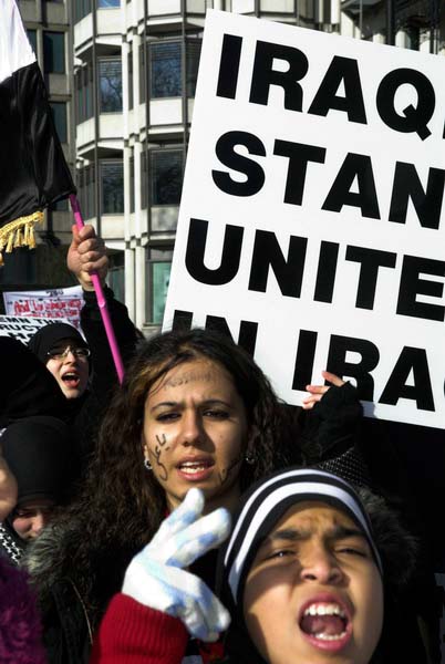 Muslims oppose Samarra bombing. &copy; 2006, Peter Marshall