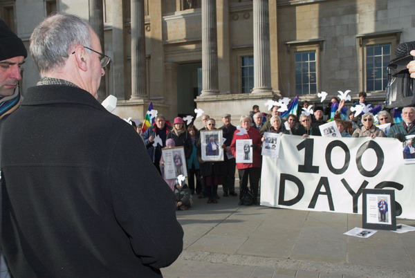 Norman Kember 100 Days Vigil &copy; 2006, Peter Marshall