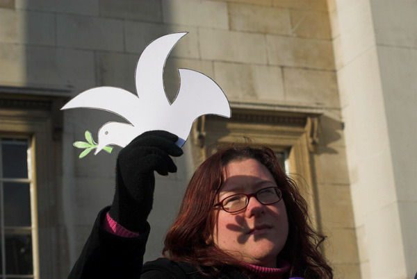 Norman Kember 100 Days Vigil &copy; 2006, Peter Marshall