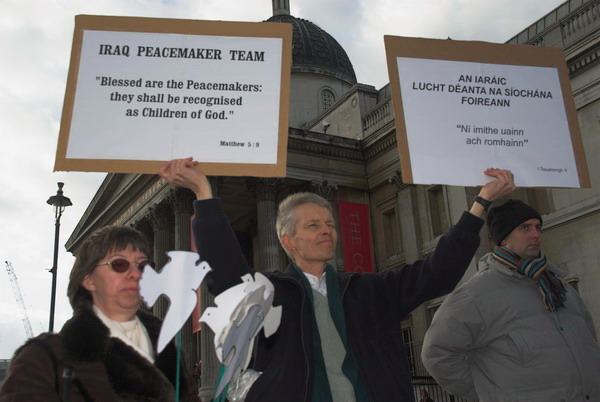 Norman Kember 100 Days Vigil &copy; 2006, Peter Marshall