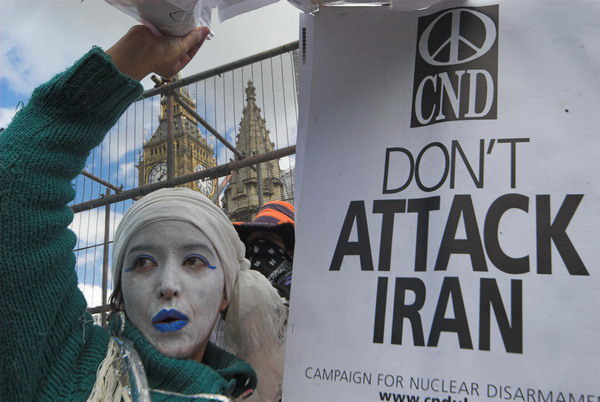 Fools Paradise Parade, London &copy; 2006, Peter Marshall