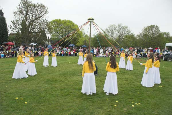 Chislehurst May Queen Ceremony &copy; 2006, Peter Marshall