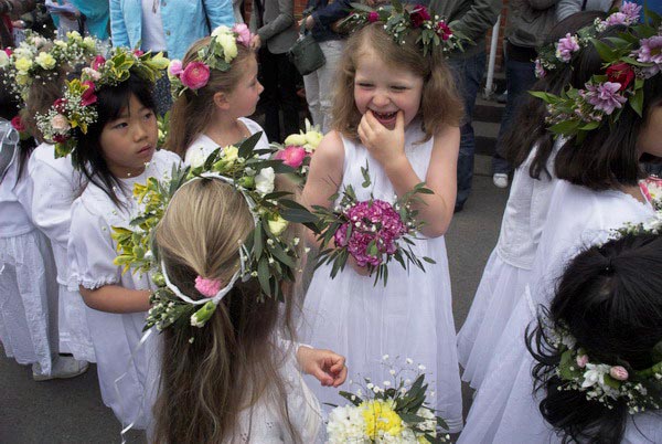 Brentham Centenary May Day Festivities &copy; 2006, Peter Marshall