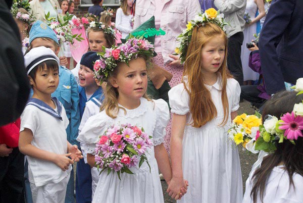 Brentham Centenary May Day Festivities &copy; 2006, Peter Marshall