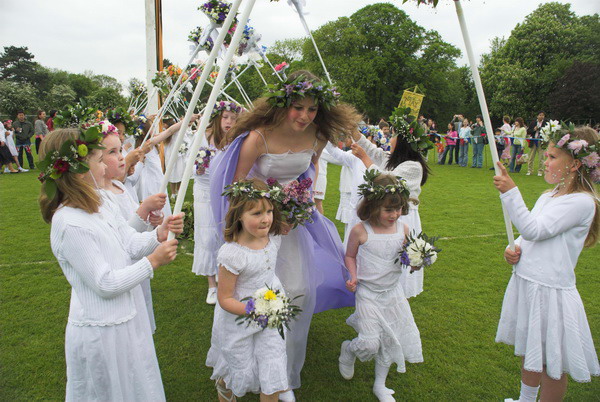 Brentham Centenary May Day Festivities &copy; 2006, Peter Marshall