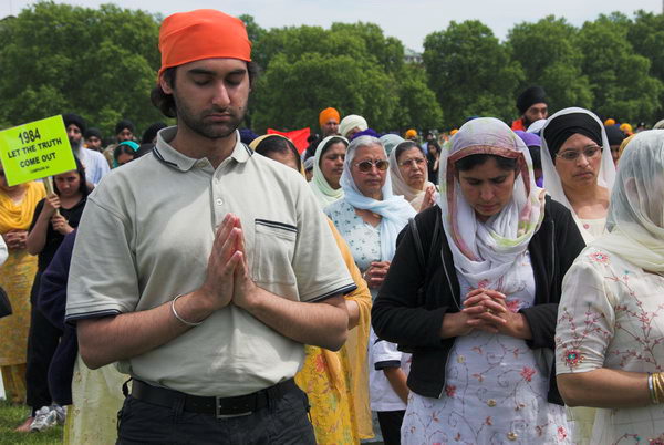 Sikh Remembrance March &copy; 2006, Peter Marshall