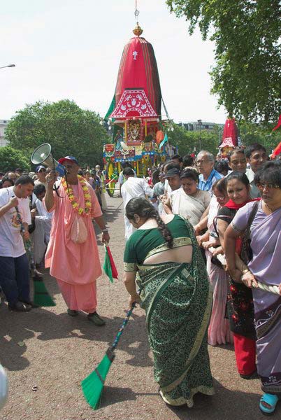 Hare Krishna: Rathayatra &copy; 2006, Peter Marshall