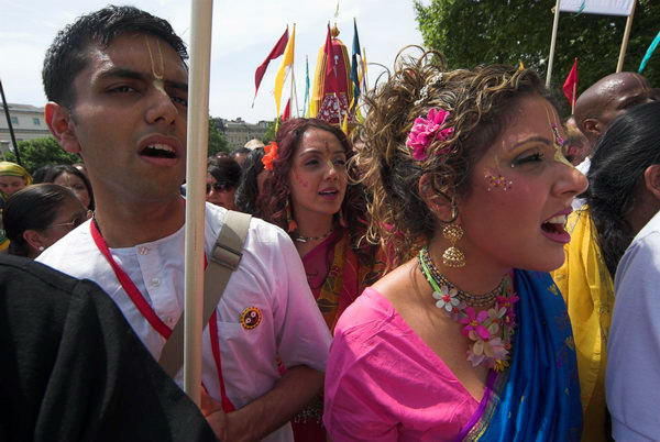 Hare Krishna: Rathayatra &copy; 2006, Peter Marshall